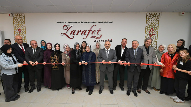 Balıkesir’de Eğitime Değer Katan Açılış: Zarafet ve Edebiyat Atölyeleri Düzenlenen Törenle Hizmete Girdi