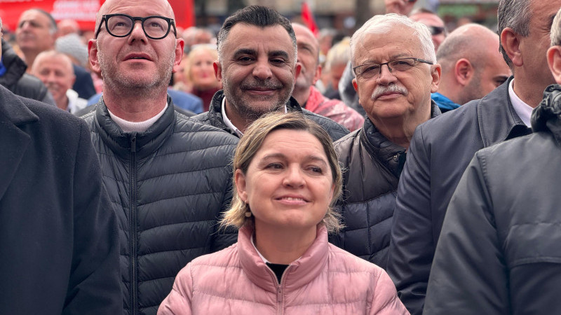 Burhaniye Belediye Başkanı Ali Kemal Deveciler, Çanakkale’de Düzenlenen Mitinge Katıldı