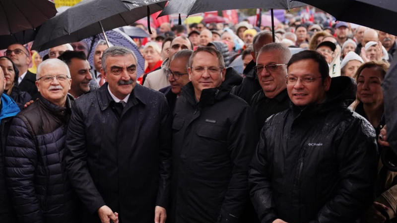 Ayvalık Belediye Başkanı Mesut Ergin, Çanakkale’deki “Millet İradesine Sahip Çıkıyor” Buluşmasına Katıldı