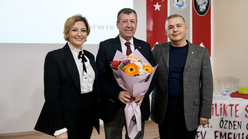 Burhaniye’de Sağlık Paneli Düzenlendi