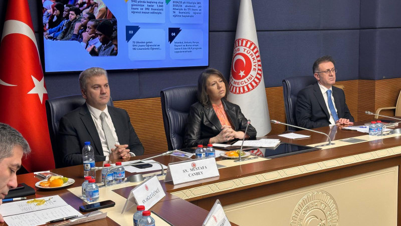 Mustafa Canbey TBMM’de Yurt Dışı Türkler Komisyonu Toplantısına Katıldı