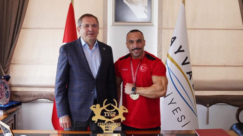 Ayvalıklı Sporcu Fatih Sevinmiş Türkiye Şampiyonu Oldu
