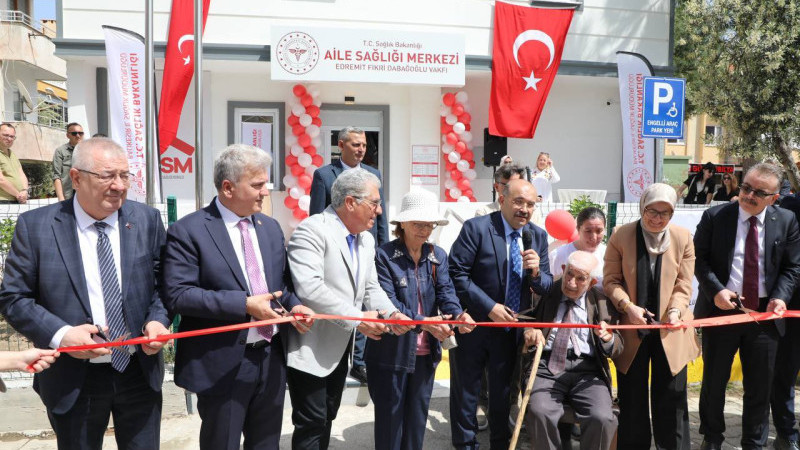 Edremit’te Sağlık Yatırımları İçin Açılış Töreni Düzenlendi